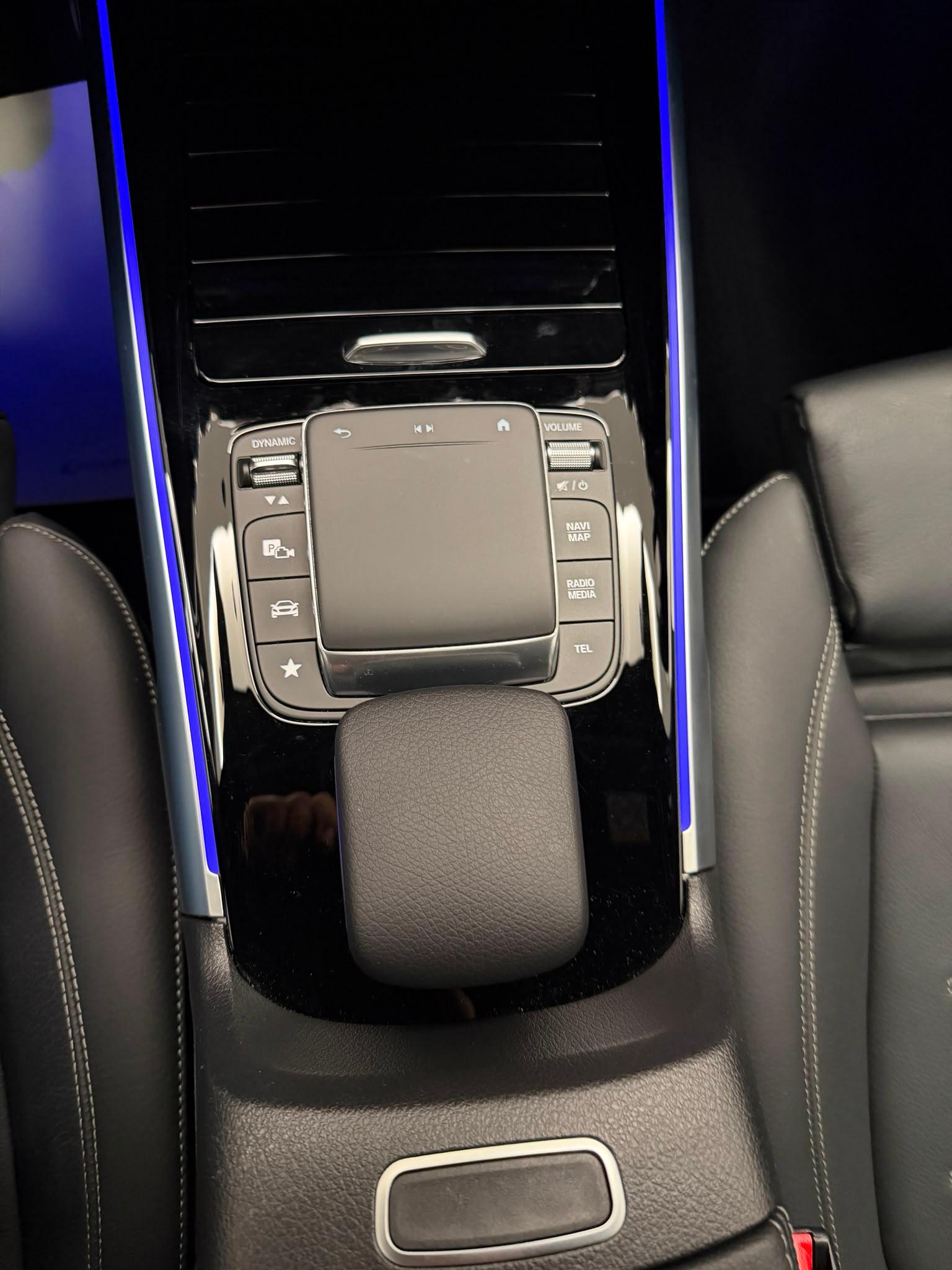 MERCEDES-BENZ EQB 350 AMG Line 4matic-image-19