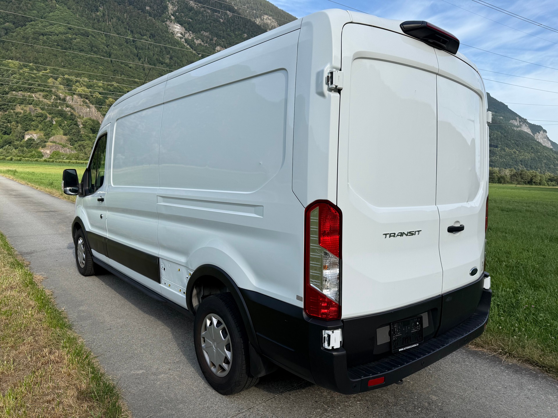FORD Transit Van 350 L3 Trend 2.0 TDCi 130 FWD A-image-7