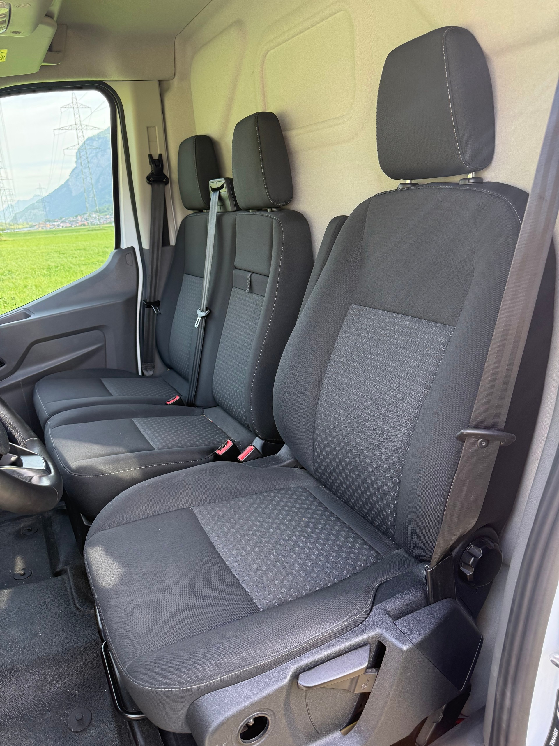 FORD Transit Van 350 L3 Trend 2.0 TDCi 130 FWD A-image-12