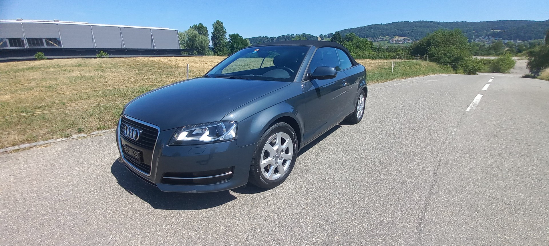 AUDI A3 Cabriolet 1.8 TFSI Style-image-1