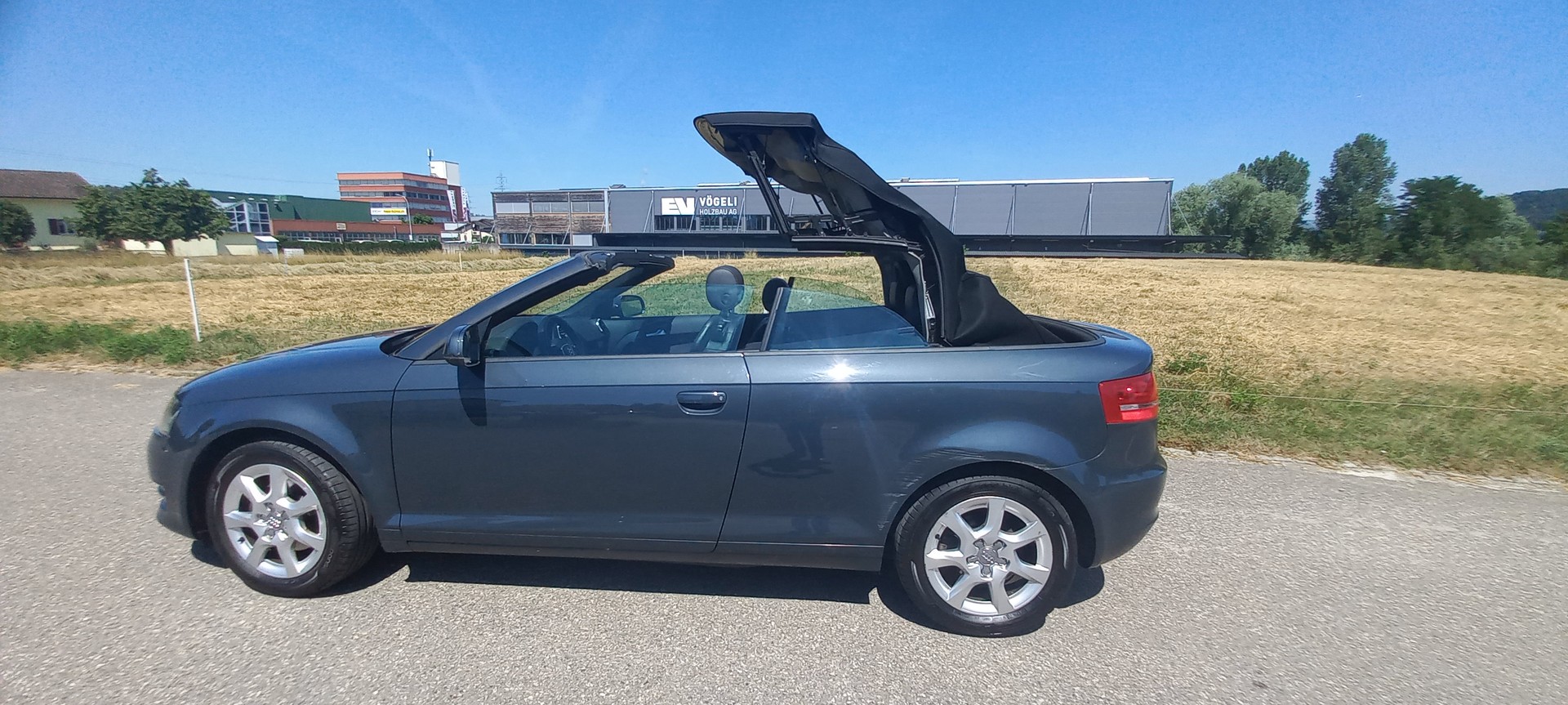 AUDI A3 Cabriolet 1.8 TFSI Style-image-7