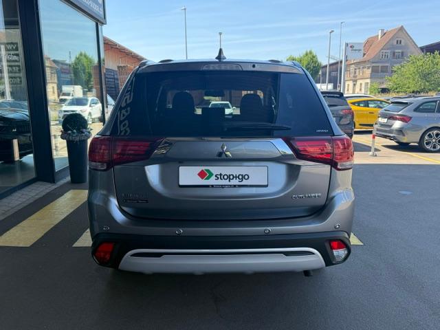 MITSUBISHI Outlander 2.0 MIVEC Value CVT-image-6