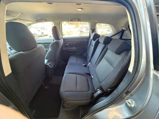 MITSUBISHI Outlander 2.0 MIVEC Value CVT-image-10
