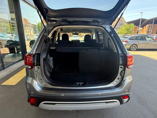 MITSUBISHI Outlander 2.0 MIVEC Value CVT-image-8