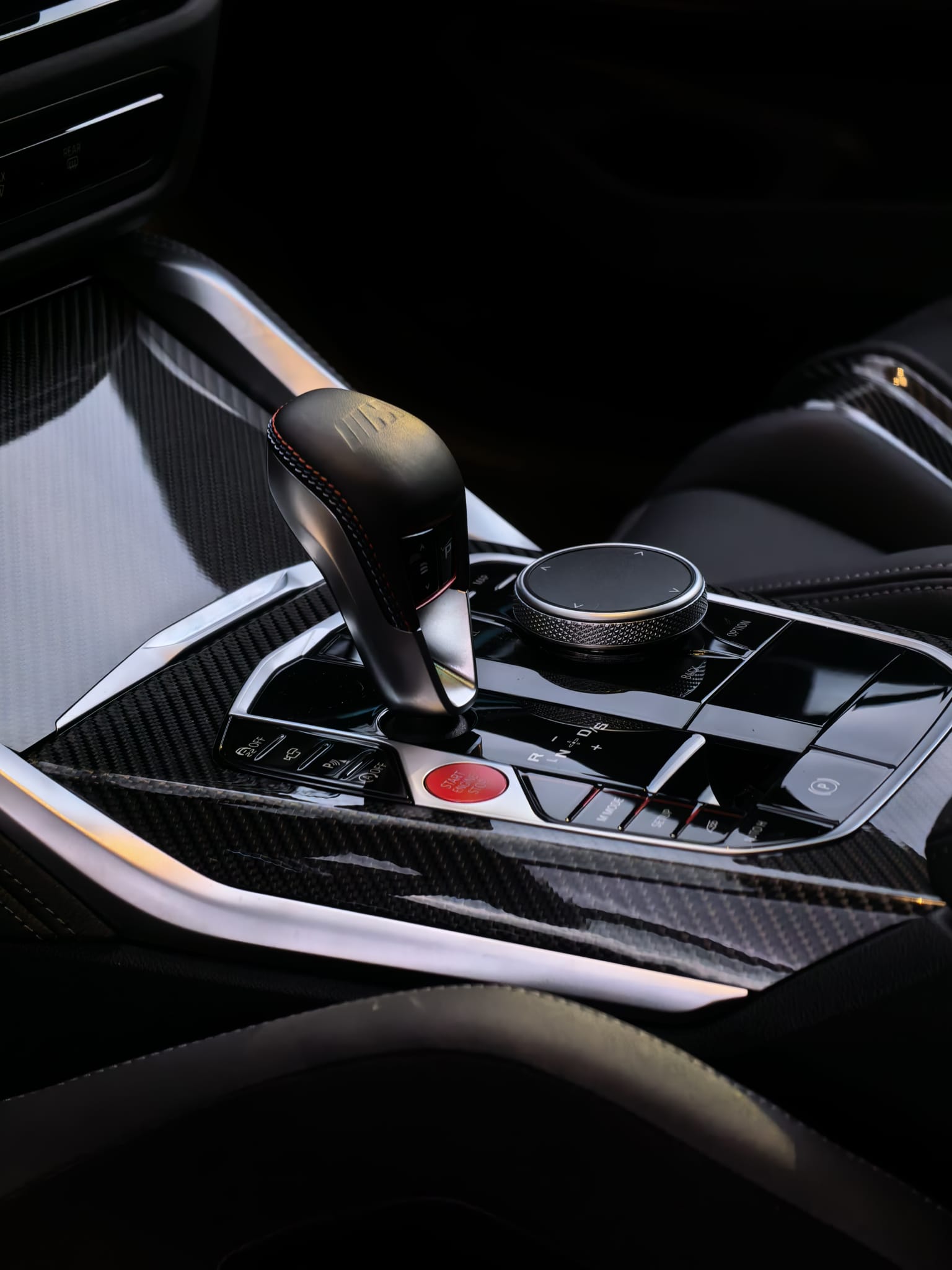 BMW M3 Touring xDrive Competition M-image-9