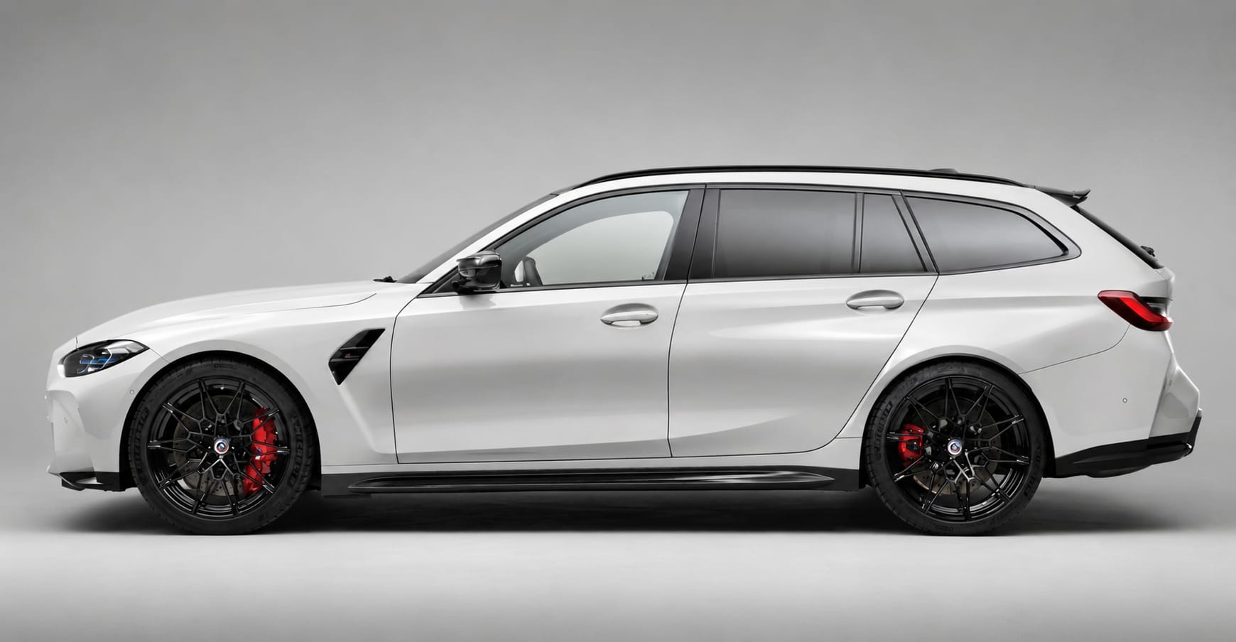 BMW M3 Touring xDrive Competition M-image-1