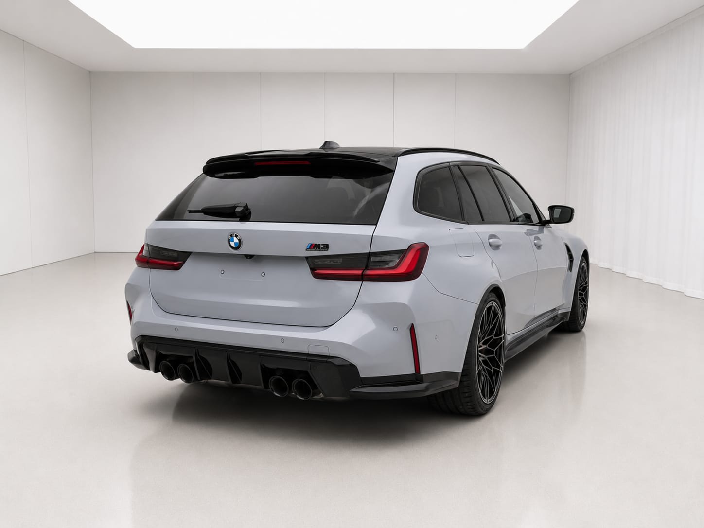 BMW M3 Touring xDrive Competition M-image-2