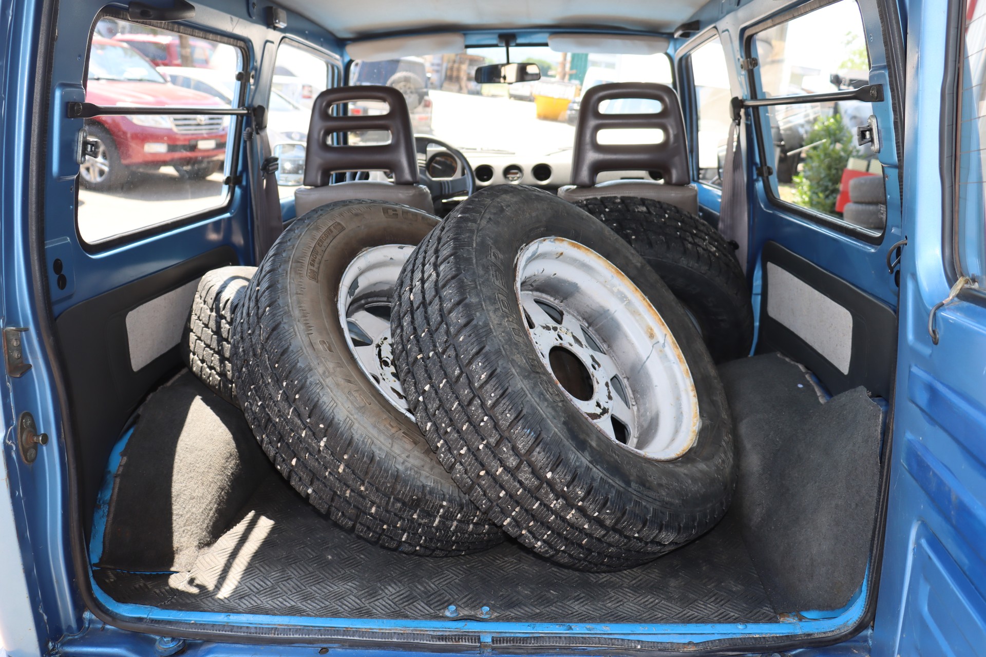 SUZUKI SJ 413 JX Wagon-image-8