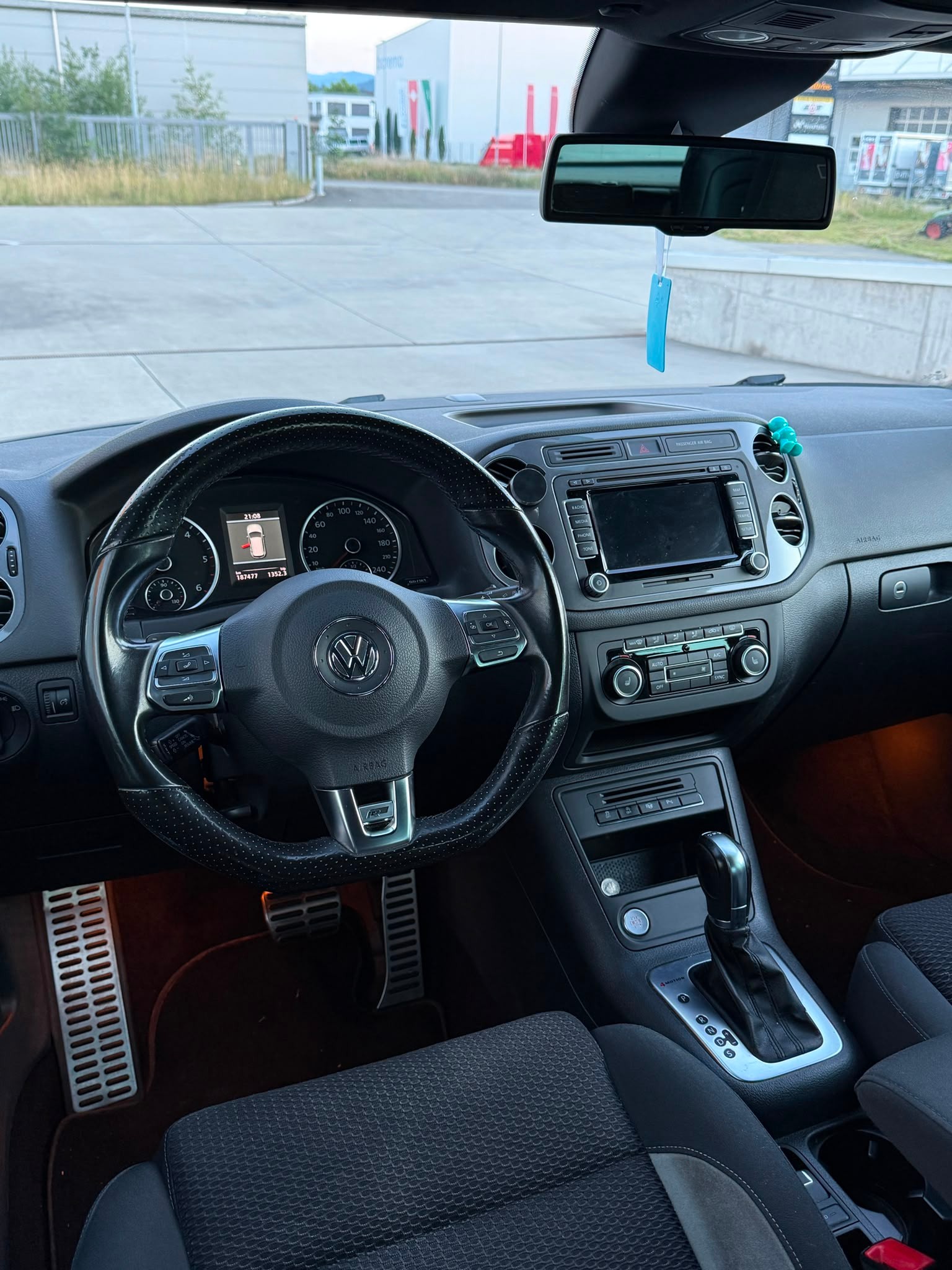 VW TIGUAN-image-4