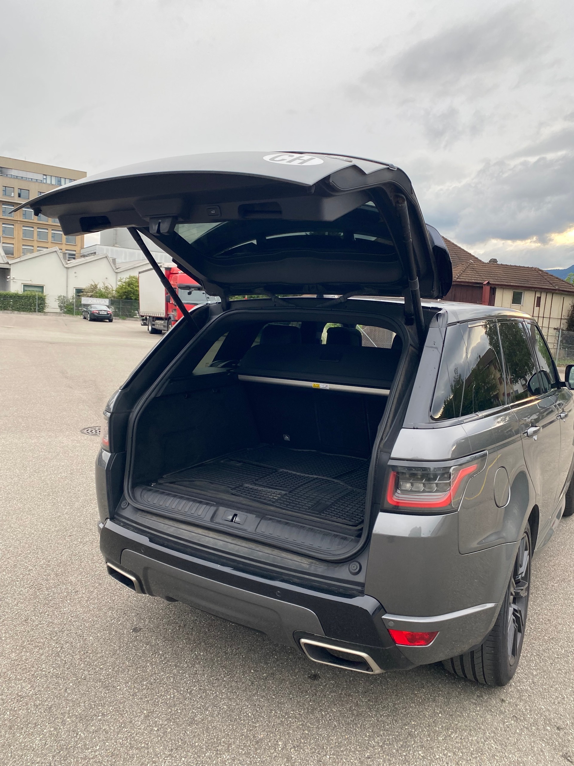 LAND ROVER Range Rover Sport 3.0 SDV6 HSE Dynamic Automatic-image-7