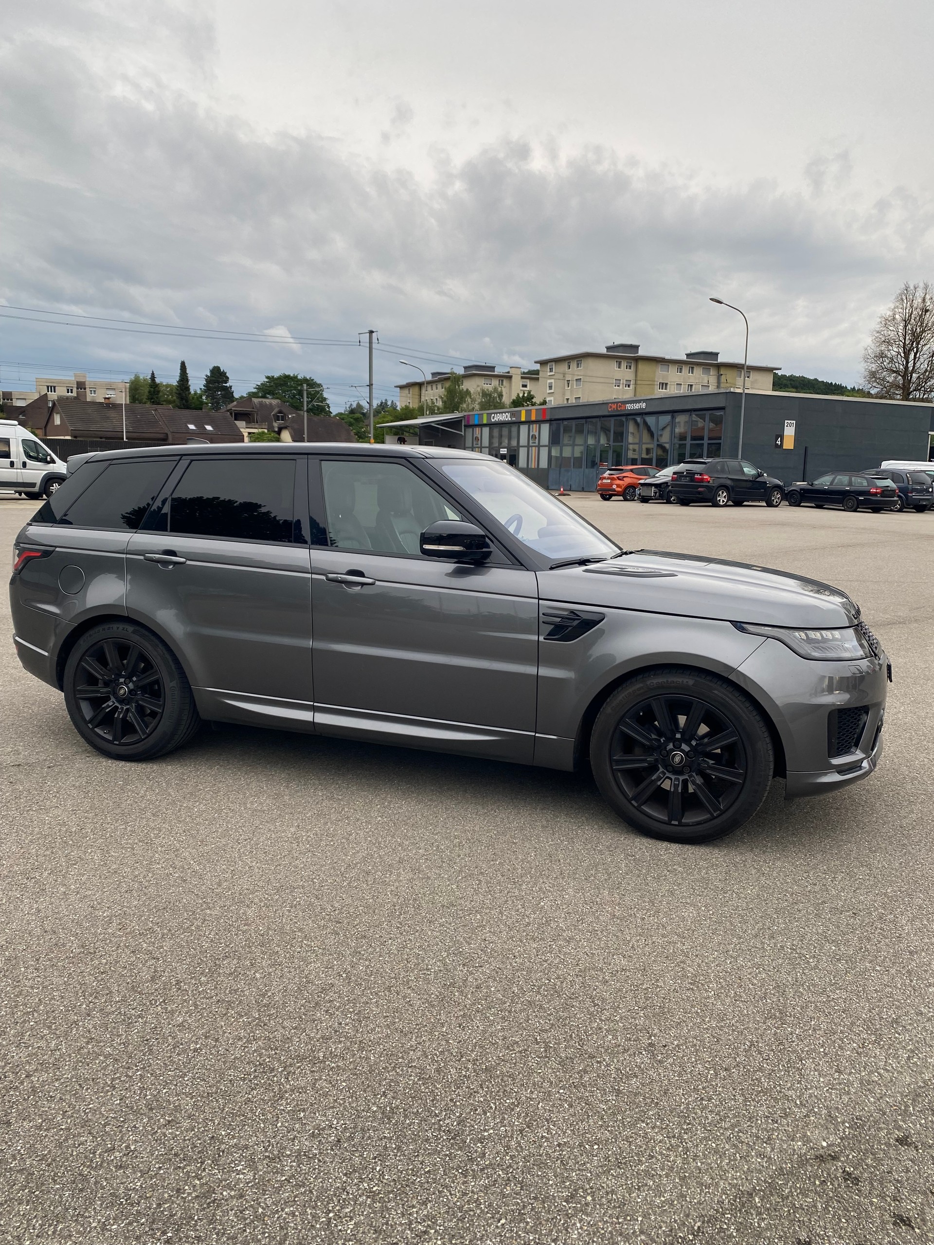 LAND ROVER Range Rover Sport 3.0 SDV6 HSE Dynamic Automatic-image-4