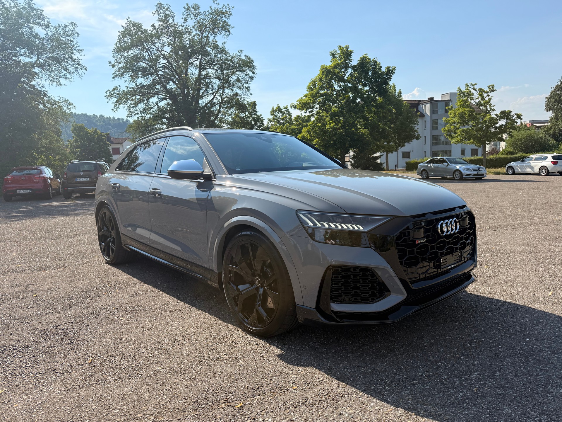 AUDI RSQ8 4.0 V8 TFSI quattro T-Tronic-image-2