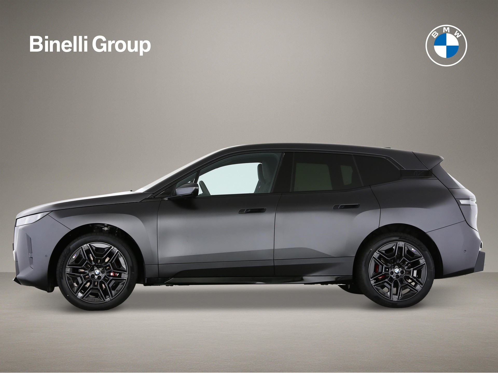 BMW iX xDrive60-showroom-element-2