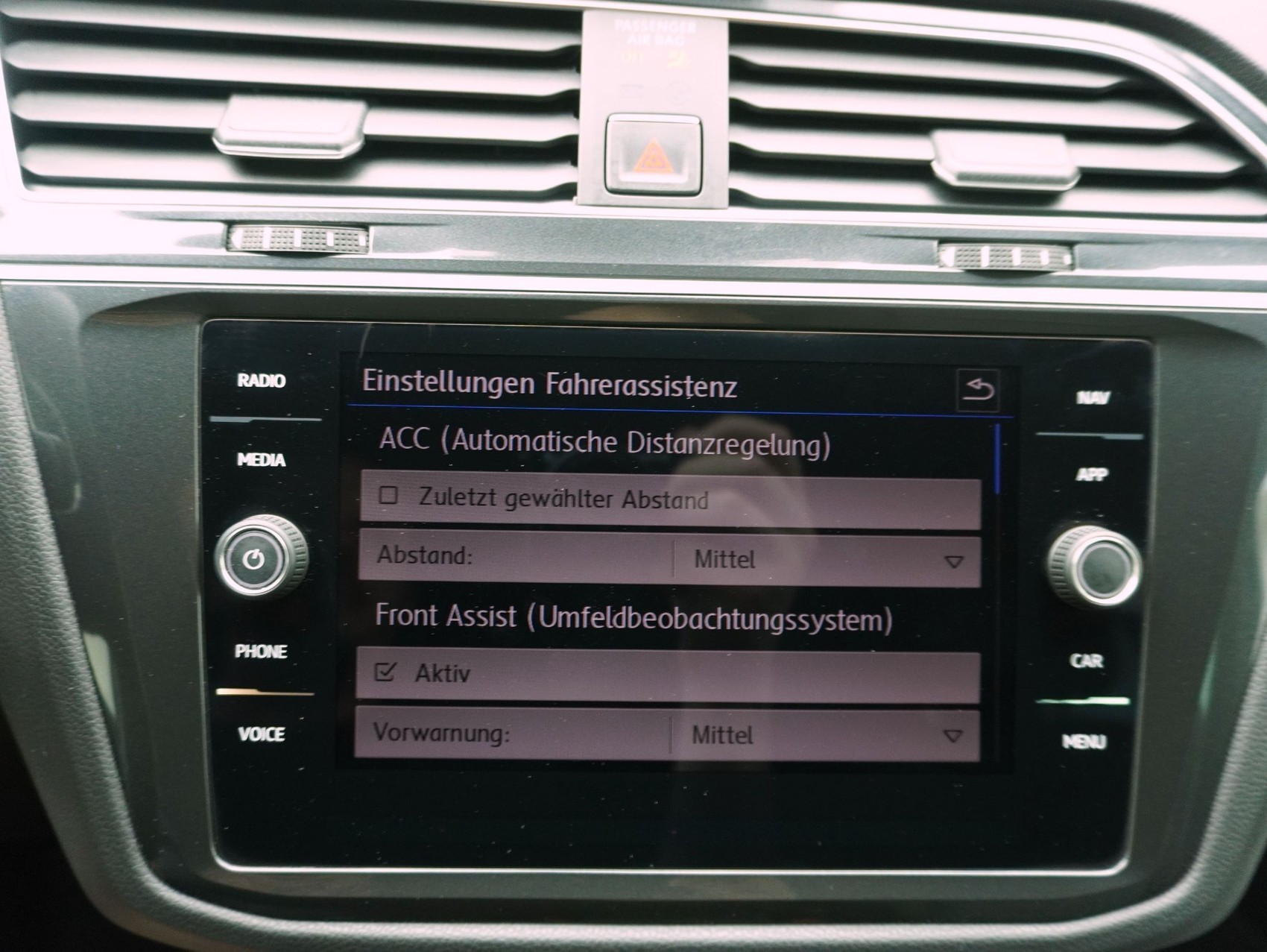 VW Tiguan 2.0 TSI DSG R-Line 4Motion-image-19
