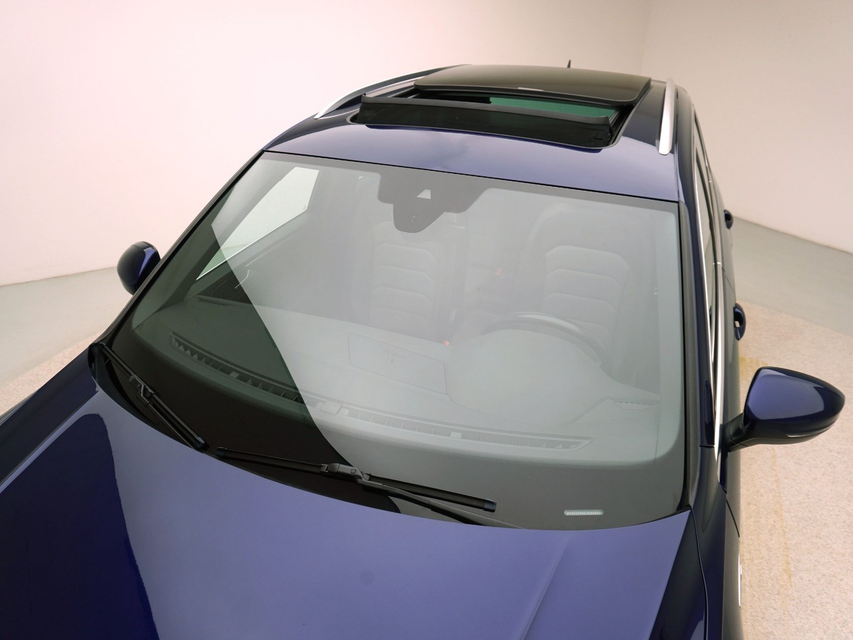 VW Tiguan 2.0 TSI DSG R-Line 4Motion-image-6