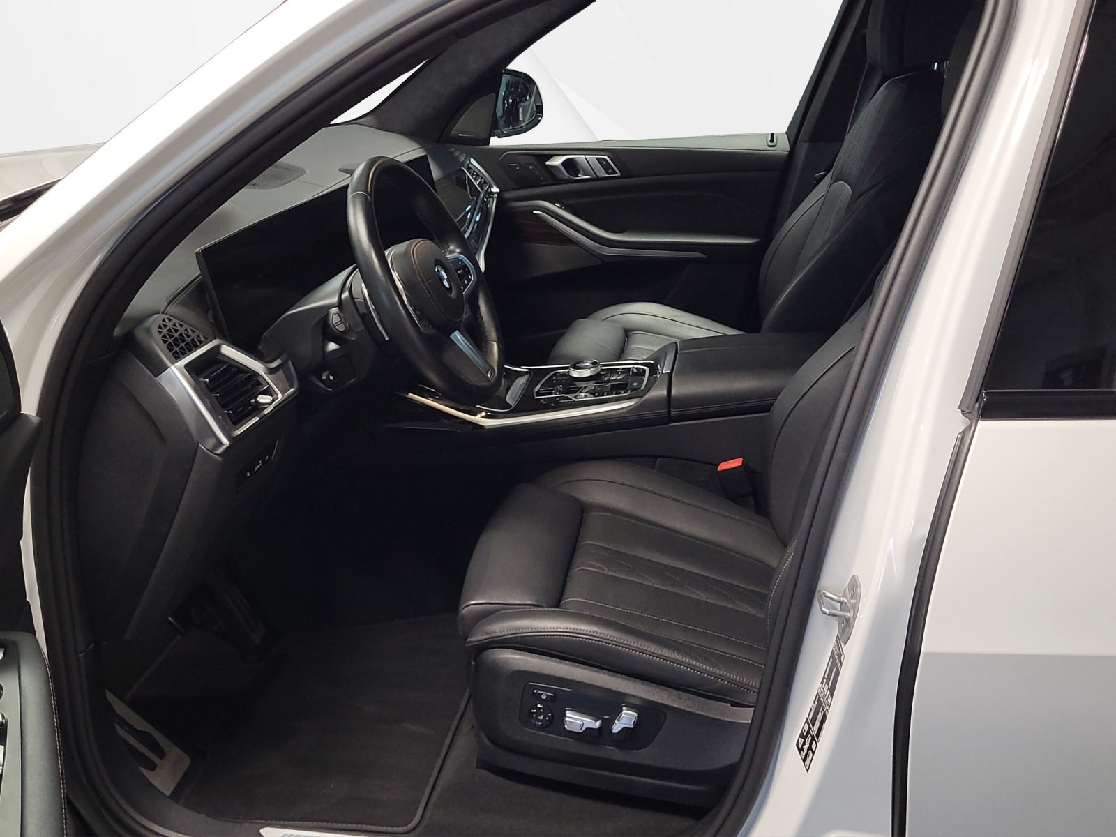 BMW X7 xDr 48 40d M Sport Pro-image-9