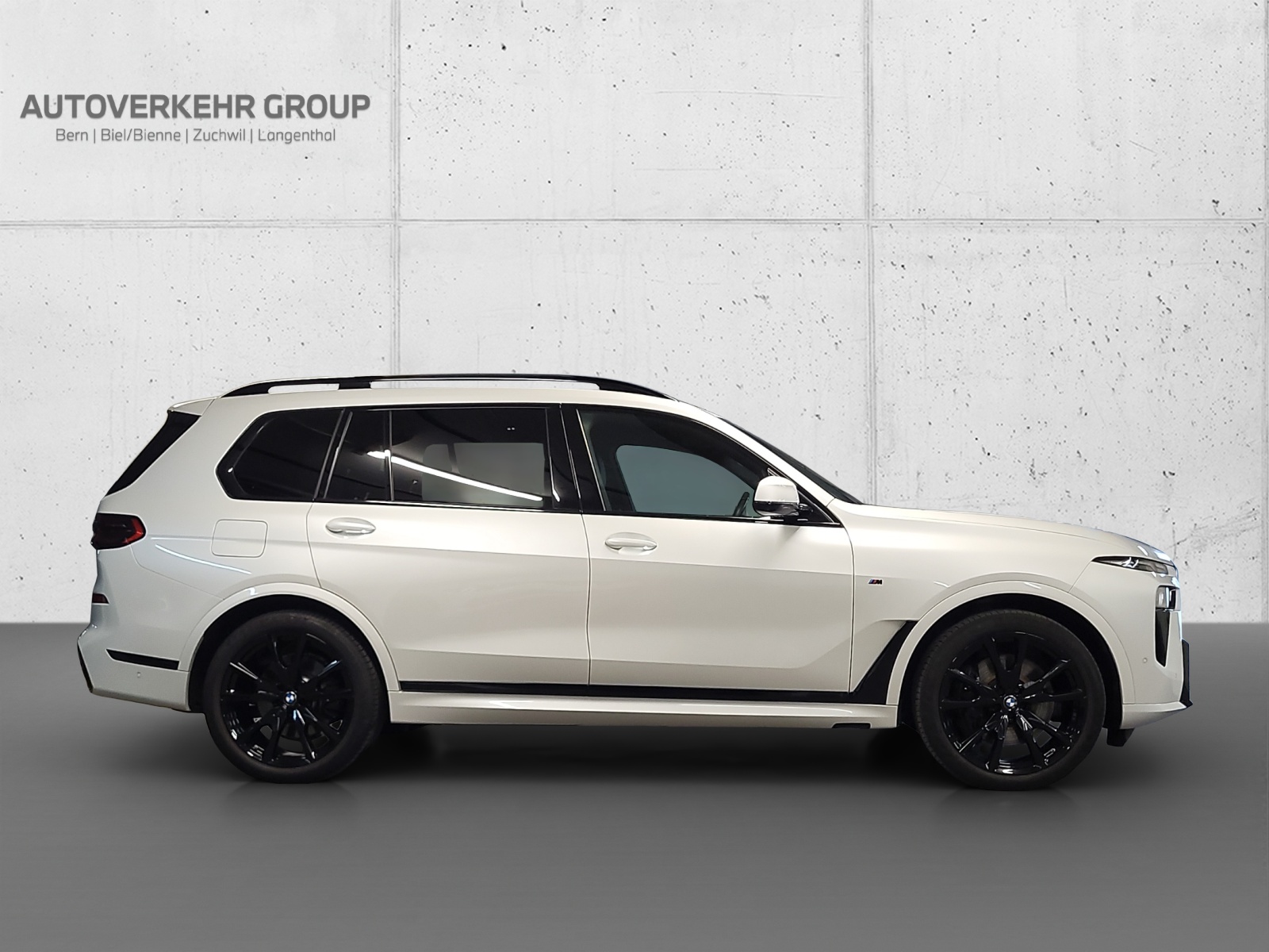 BMW X7 xDr 48 40d M Sport Pro-showroom-element-3