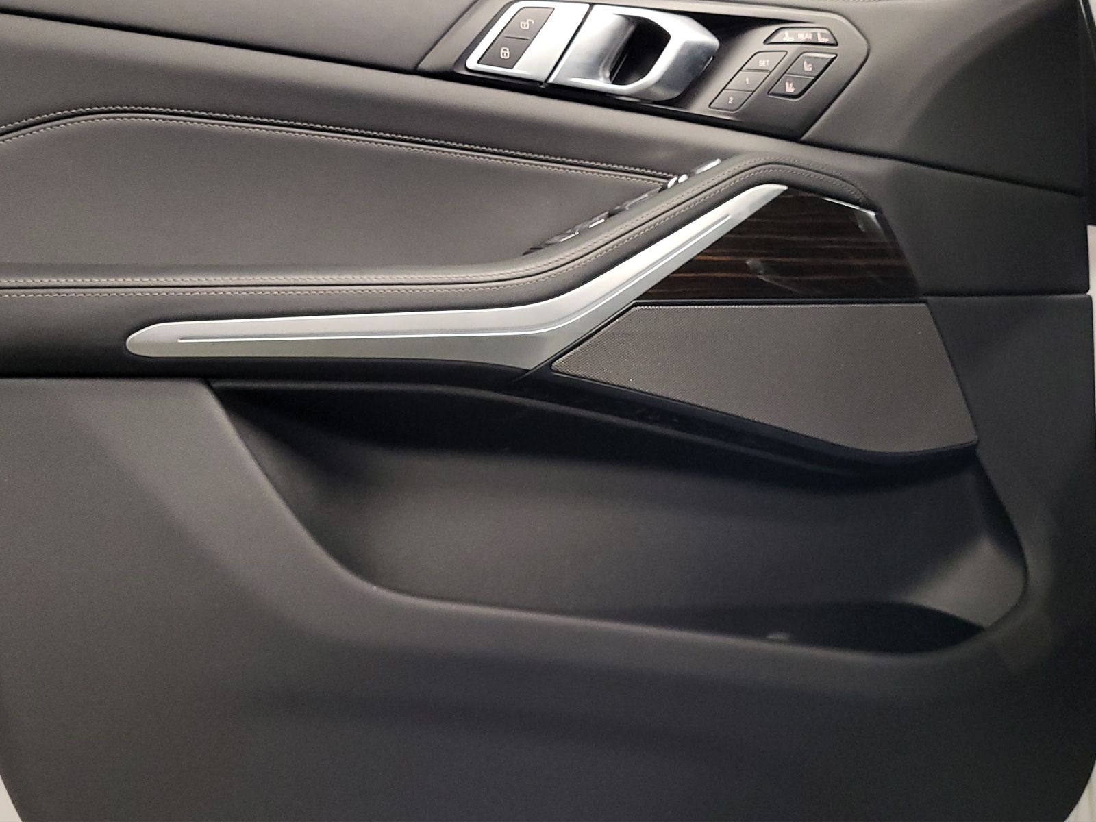 BMW X7 xDr 48 40d M Sport Pro-image-17