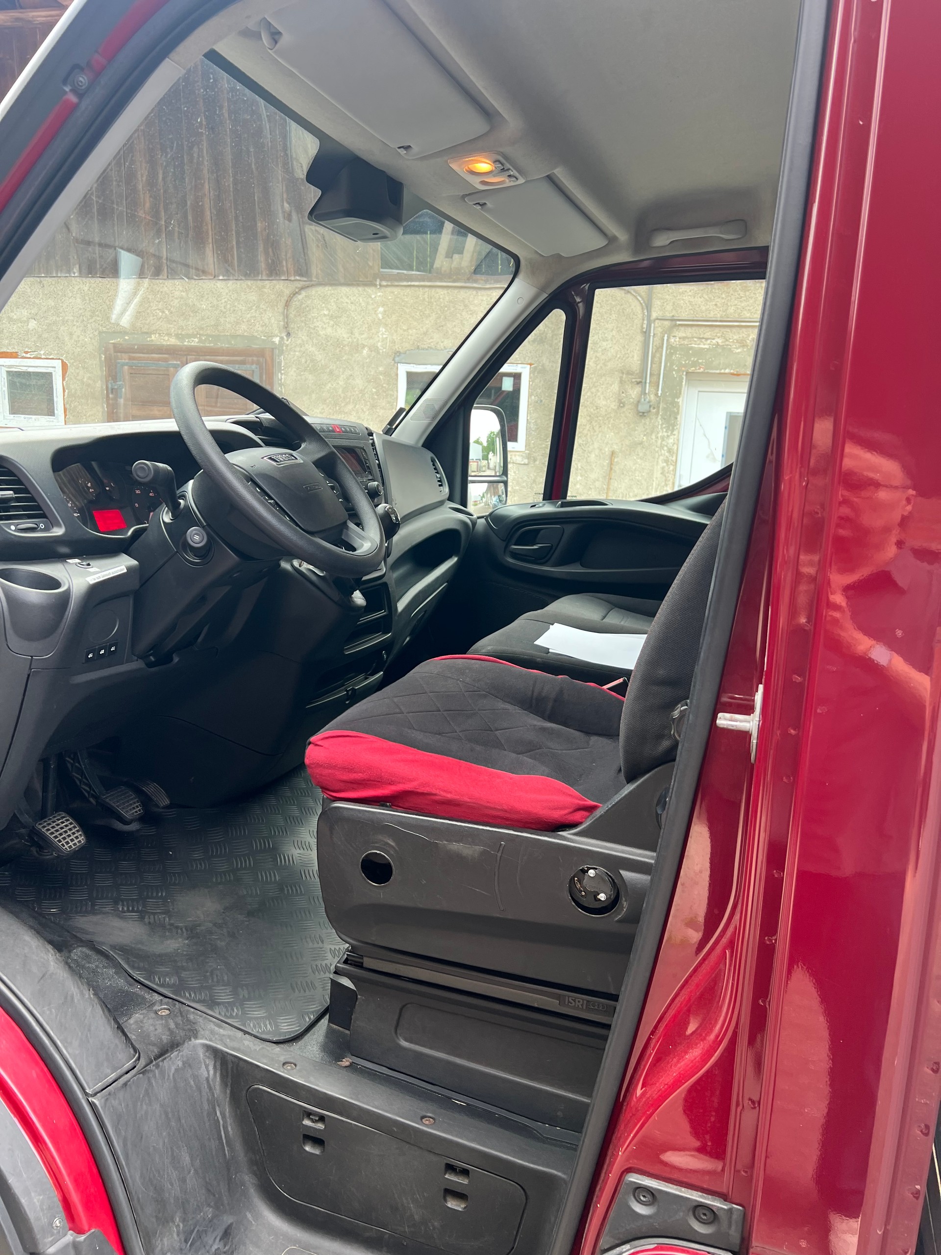 IVECO 35 S 18 A8-image-5