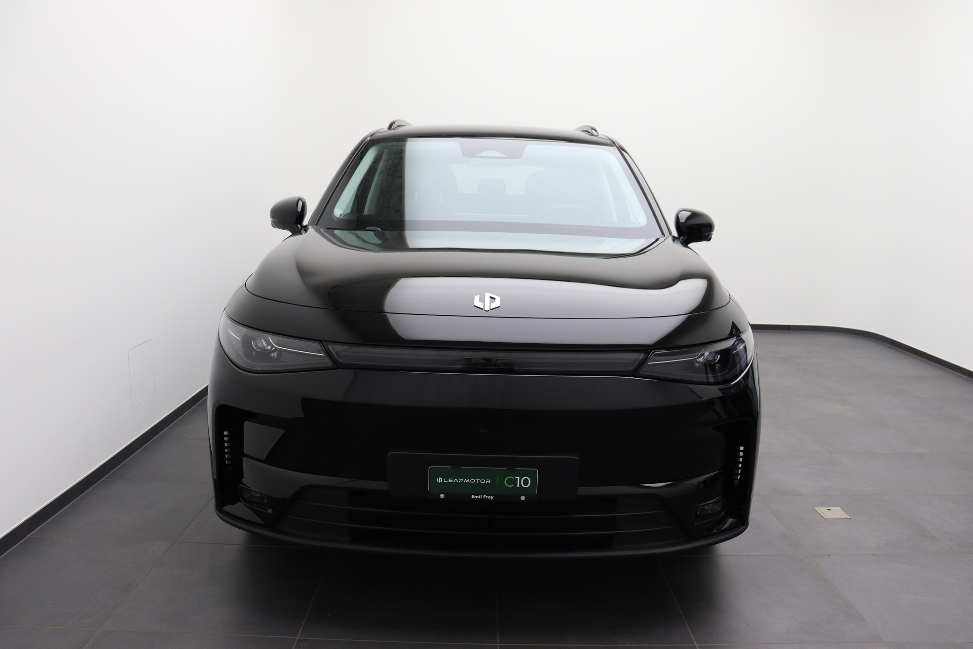 LEAPMOTOR C10 1.5 REEV-showroom-element-1