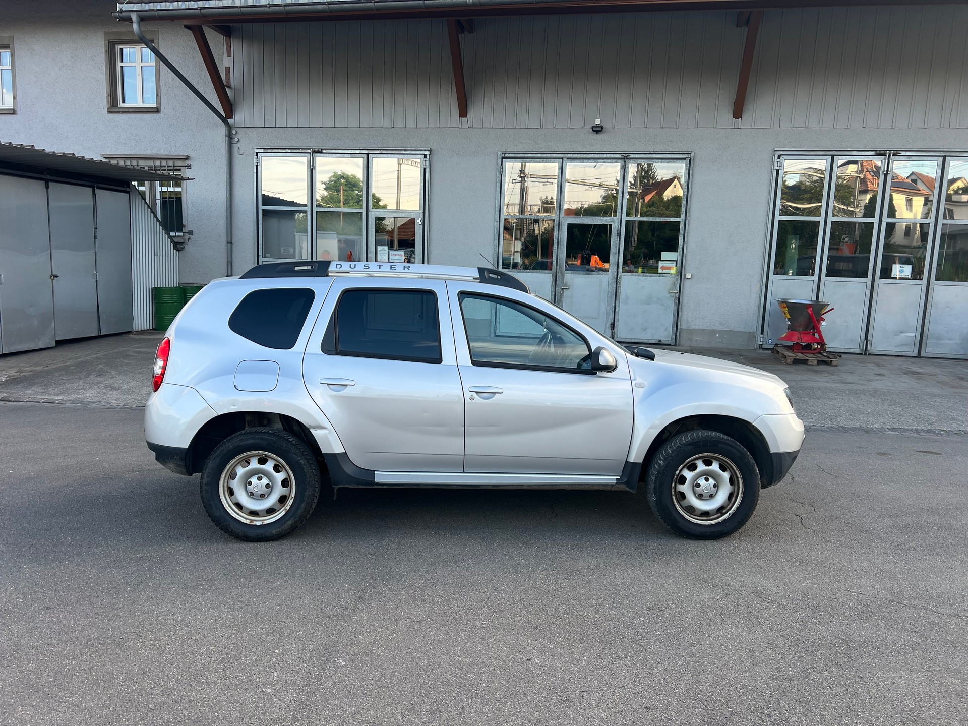 DACIA Duster 1.2 T Privilège 4x4-image-3