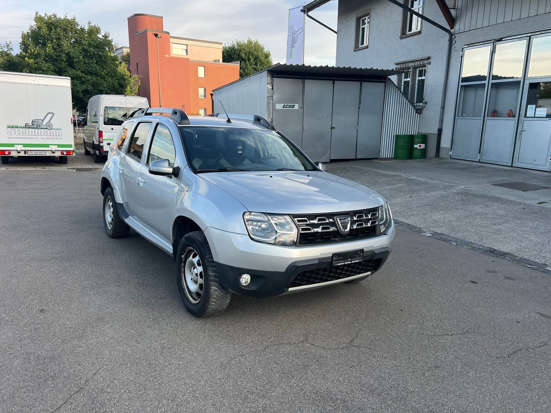 DACIA Duster 1.2 T Privilège 4x4-image-1