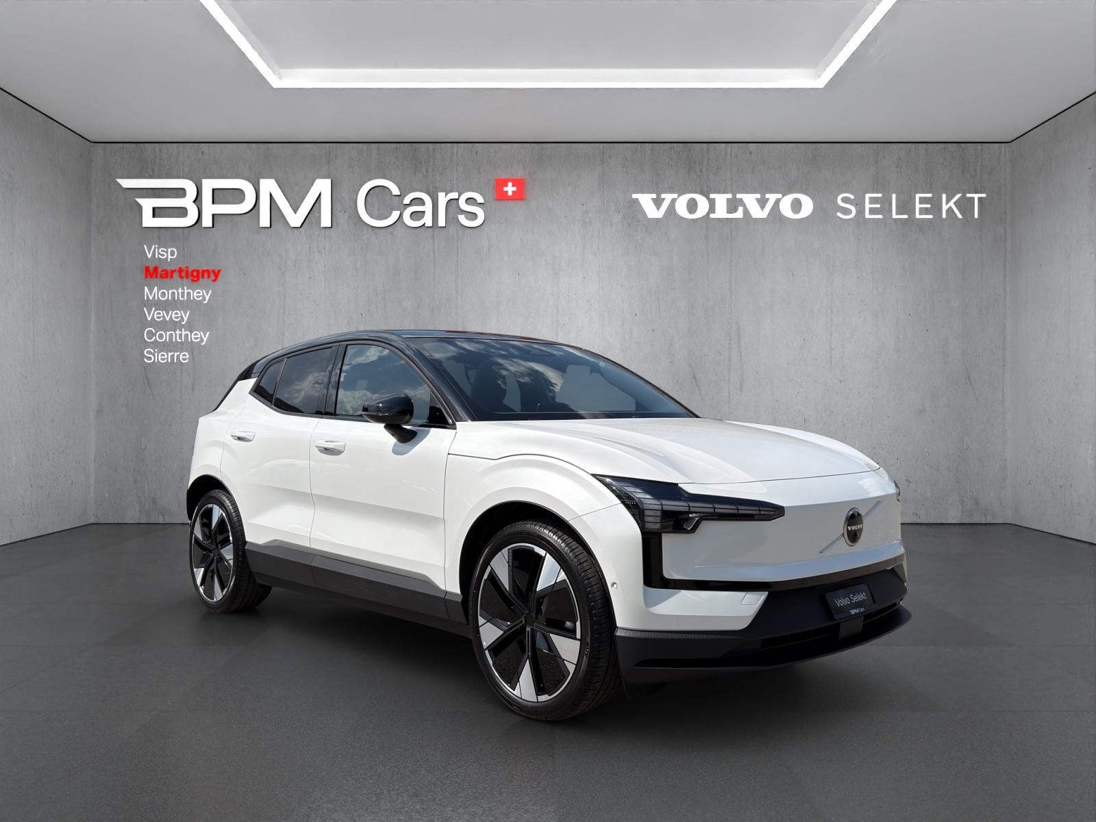 VOLVO EX30 E60 69kWh Twin Ultra-image-4
