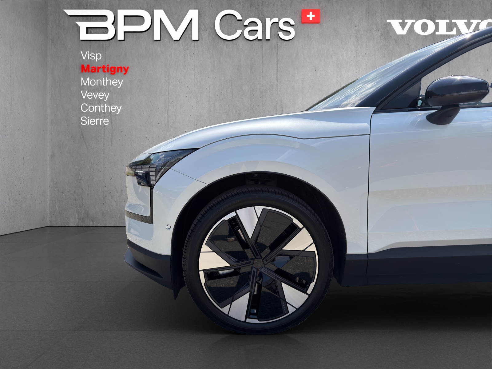 VOLVO EX30 E60 69kWh Twin Ultra-image-6