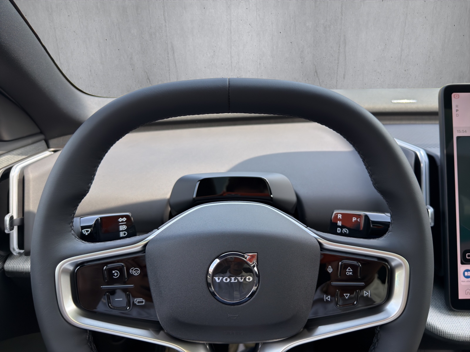 VOLVO EX30 E60 69kWh Twin Ultra-image-10
