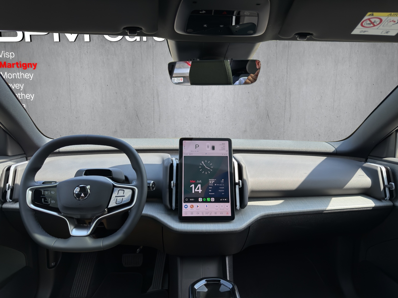 VOLVO EX30 E60 69kWh Twin Ultra-image-12