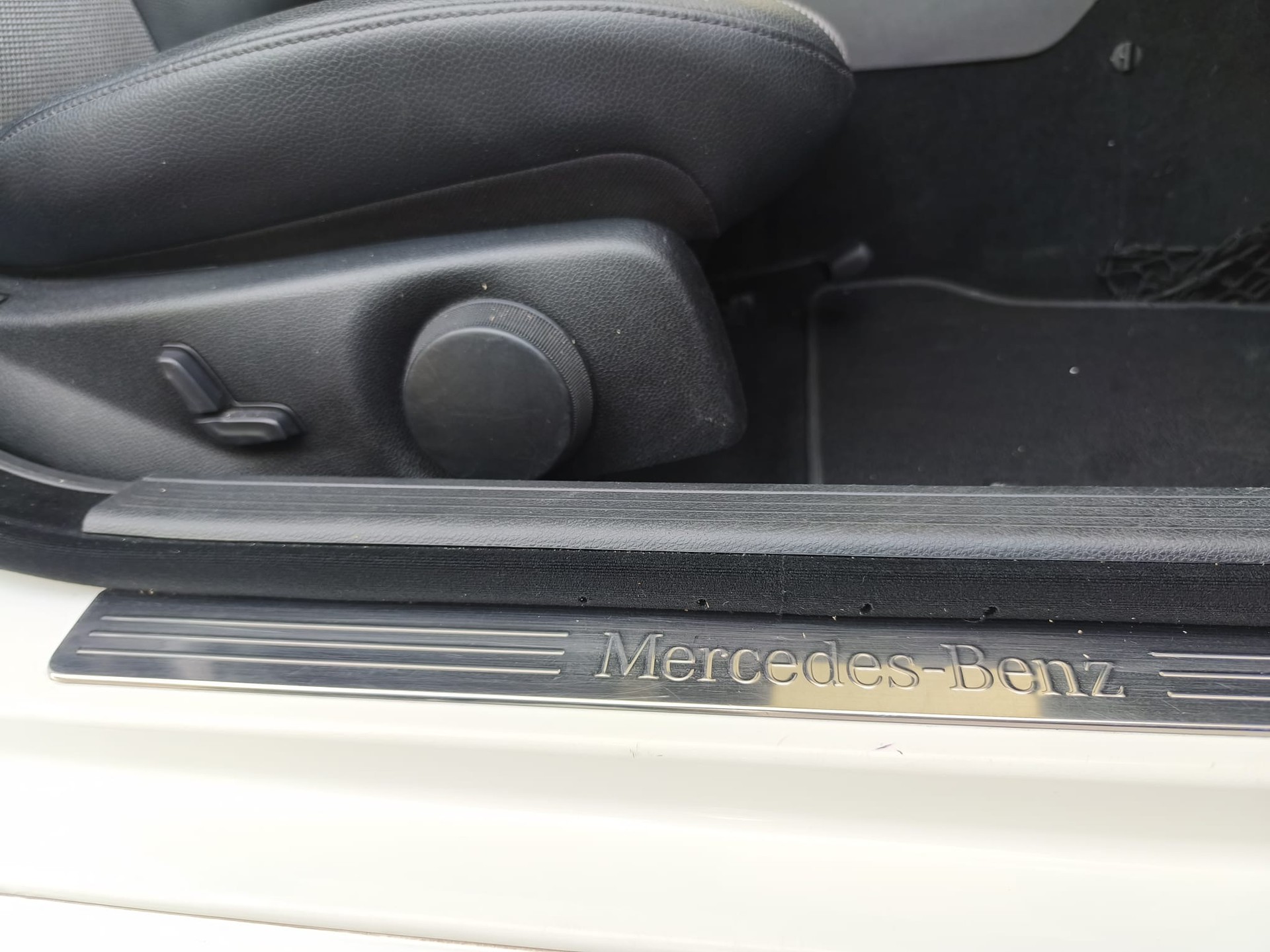 MERCEDES-BENZ C 180 CDI BlueEfficiency My Star Automatic-image-18