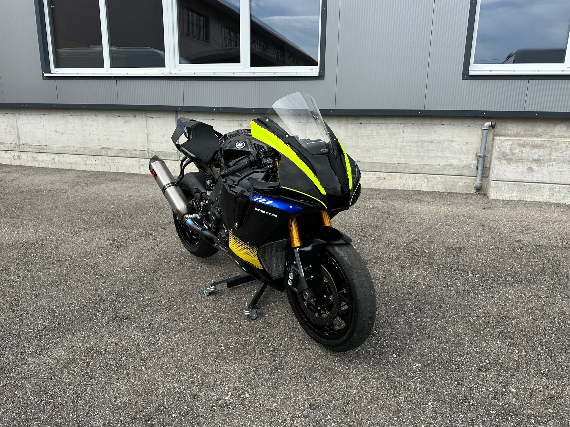 YAMAHA YZF-R1 ABS