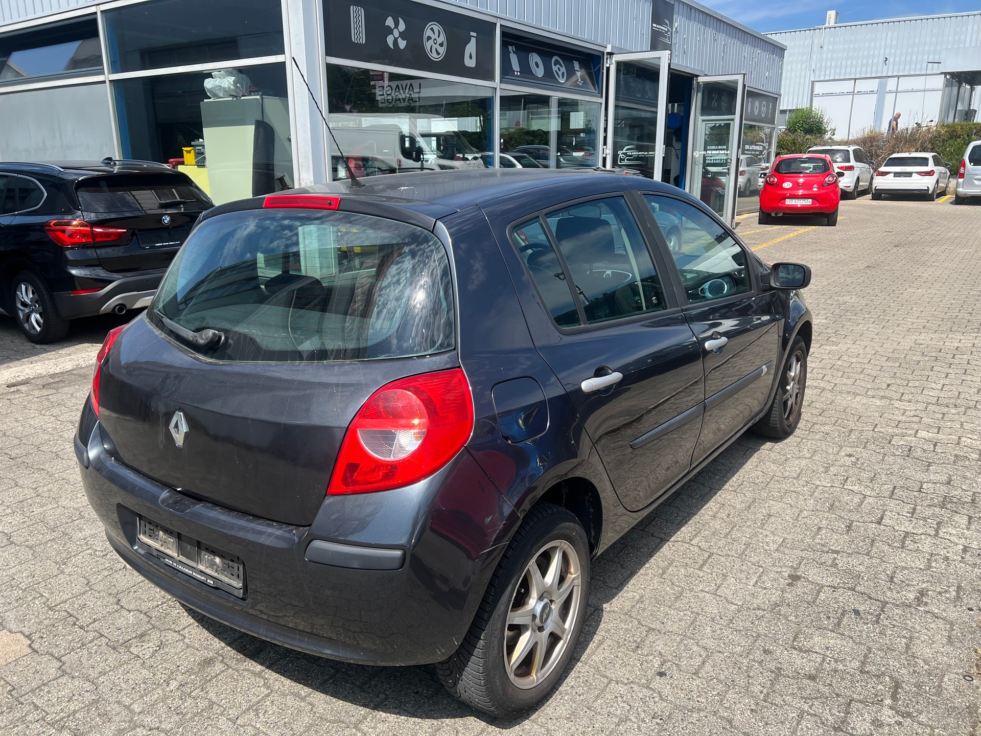 RENAULT Clio 1.4 16V Expression-image-4