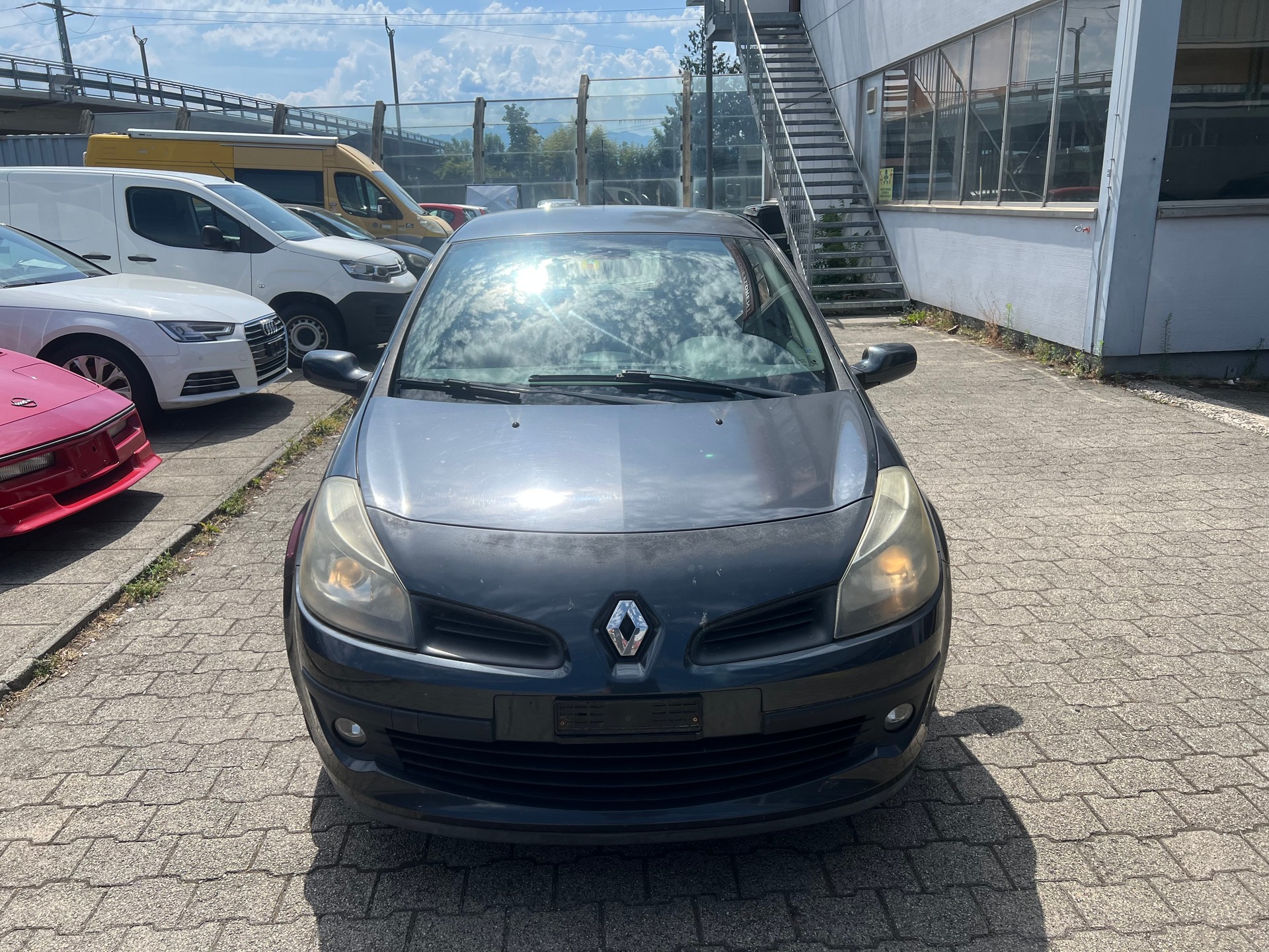 RENAULT Clio 1.4 16V Expression-image-1