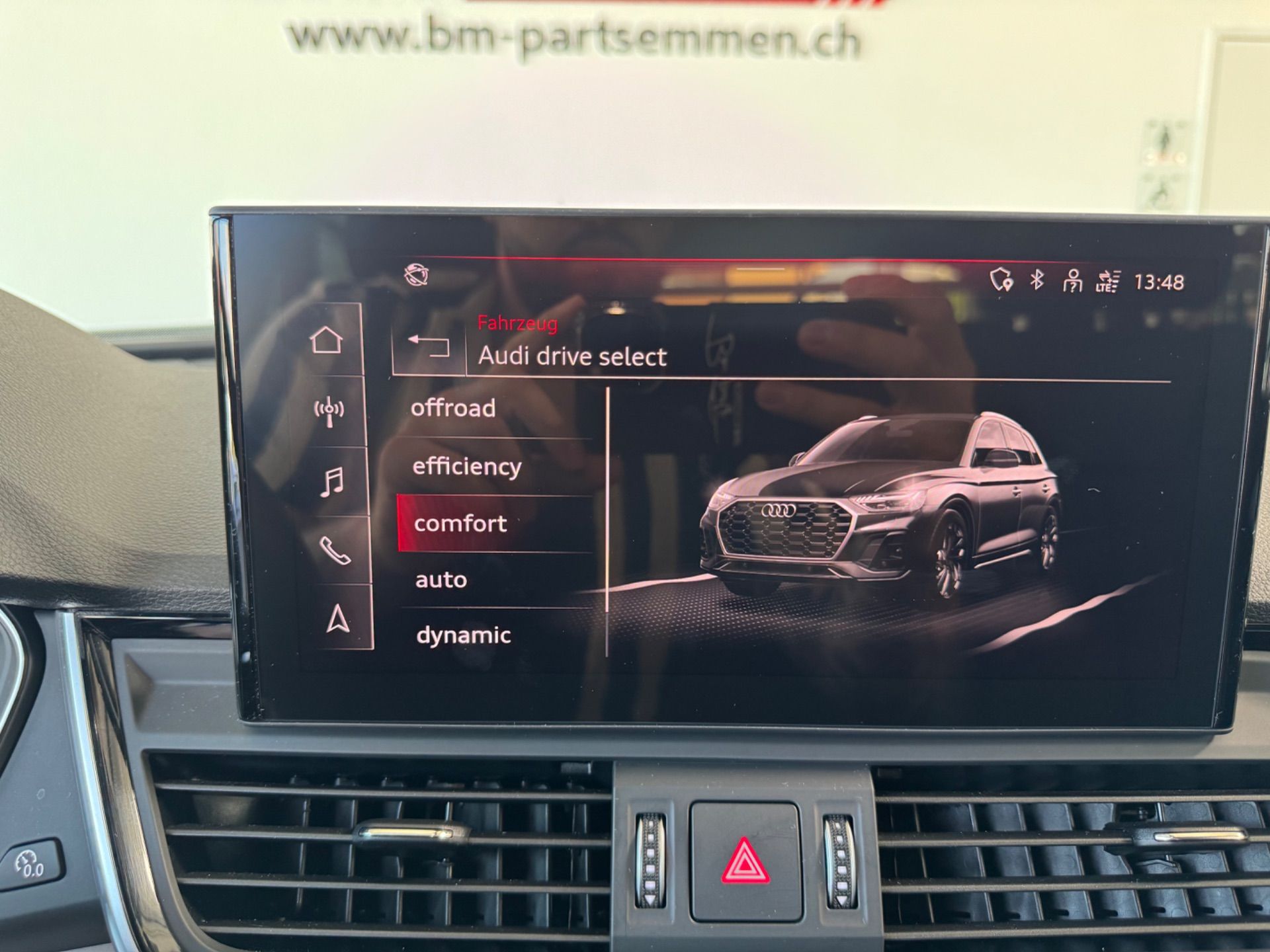 AUDI Q5 40 TDI quattro S-line quattro S-tronic-image-18