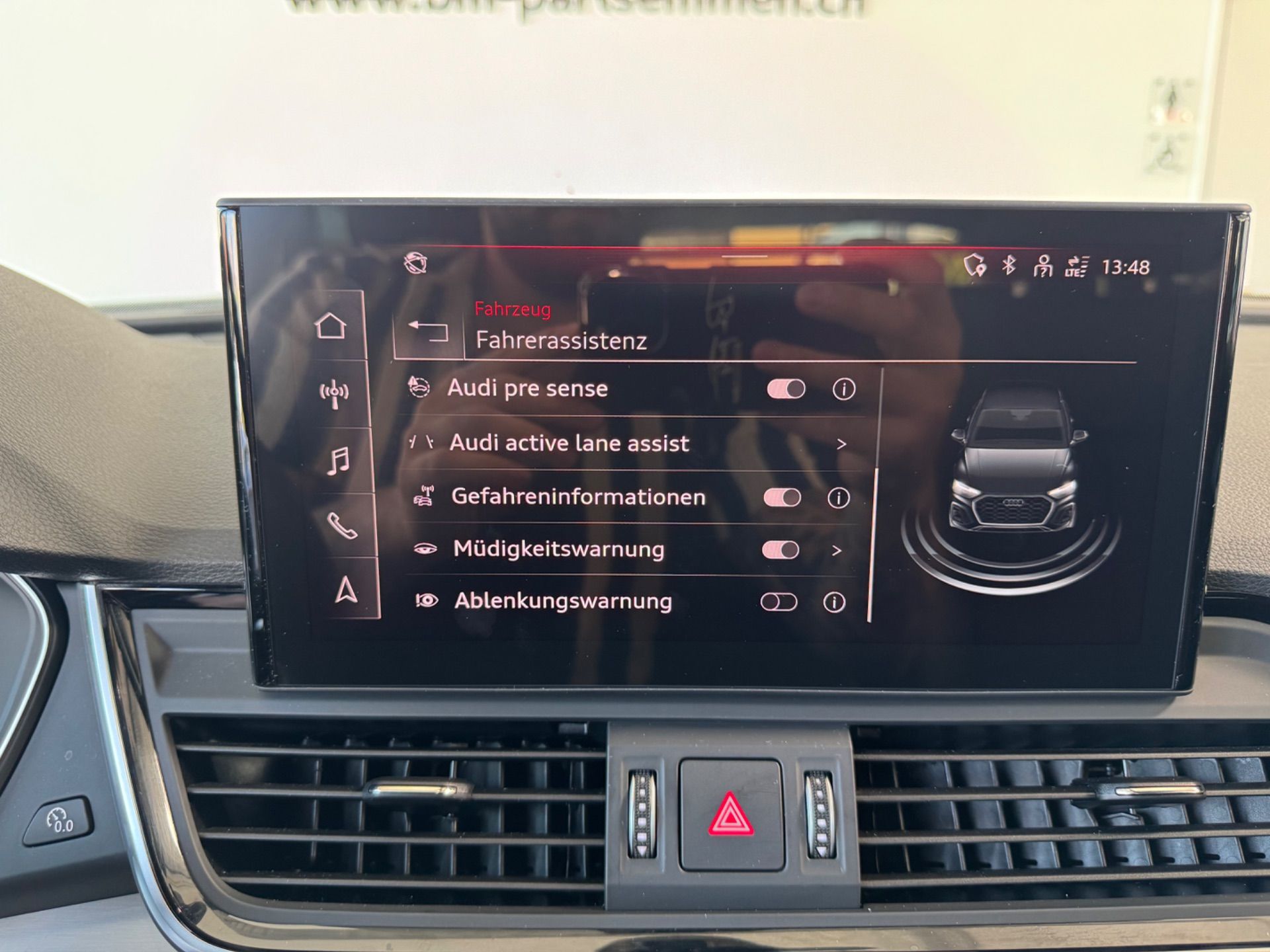 AUDI Q5 40 TDI quattro S-line quattro S-tronic-image-16