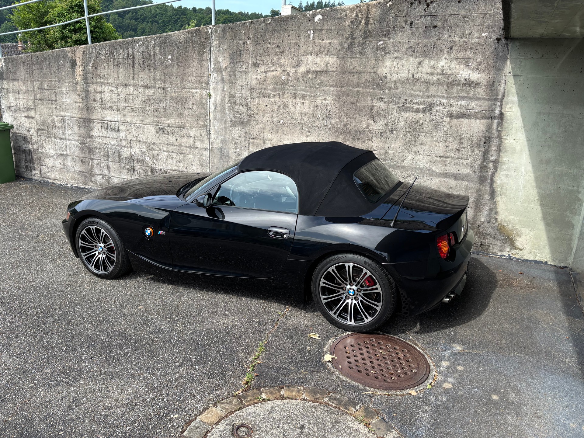 BMW 2.5i-image-2