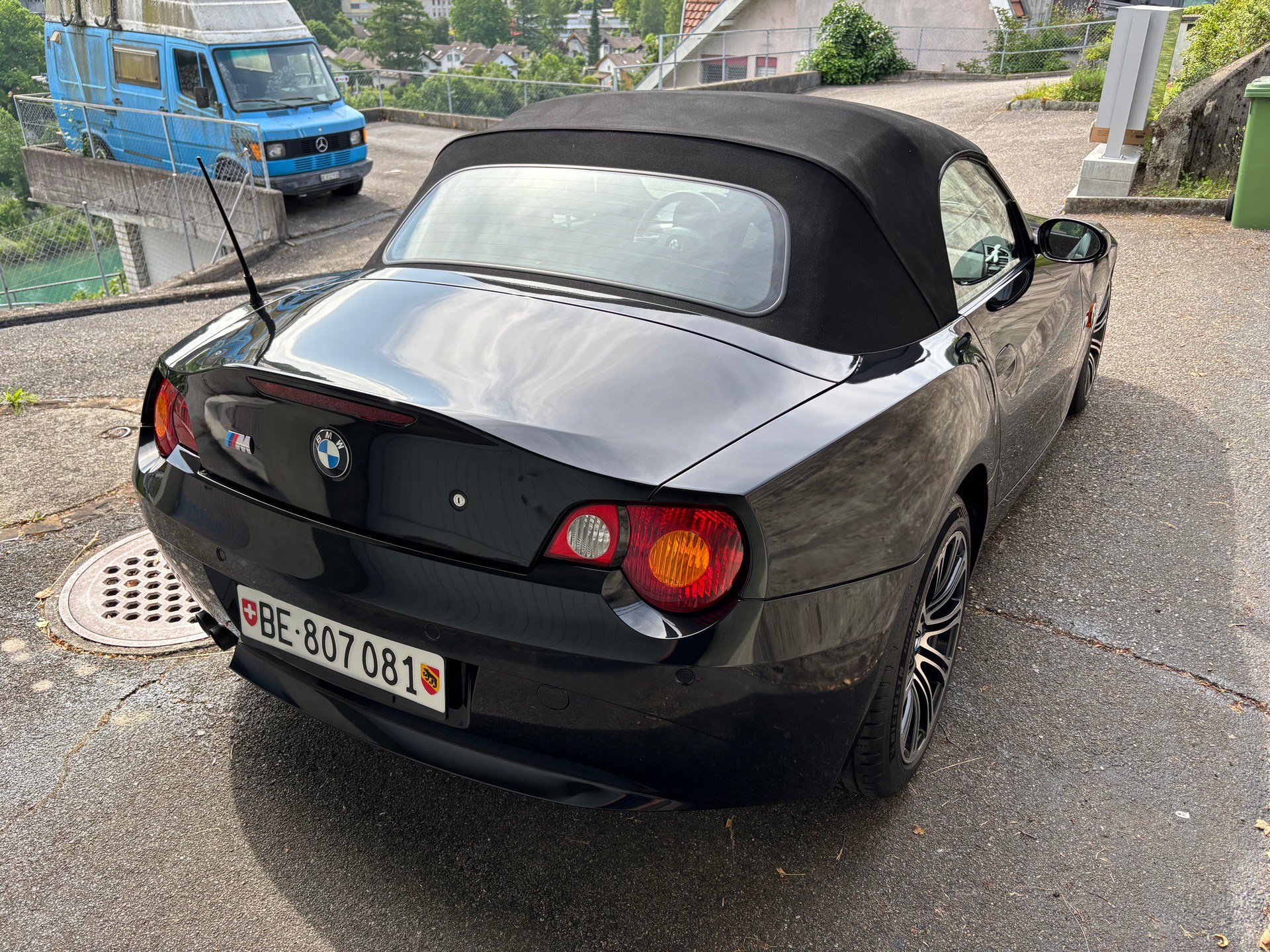BMW 2.5i-image-3