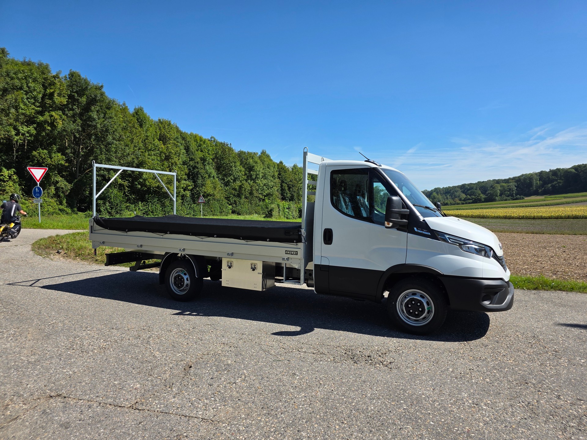 IVECO 35 S 18H A8-image-1