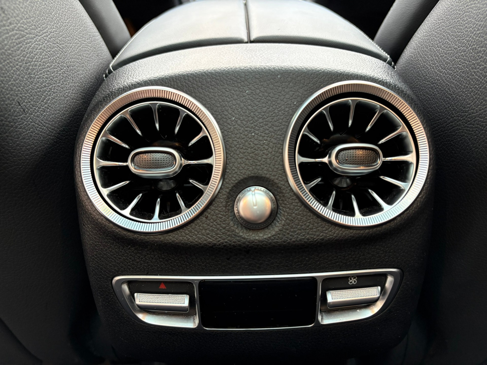 MERCEDES-BENZ GLC 63 S AMG 4Matic-image-14