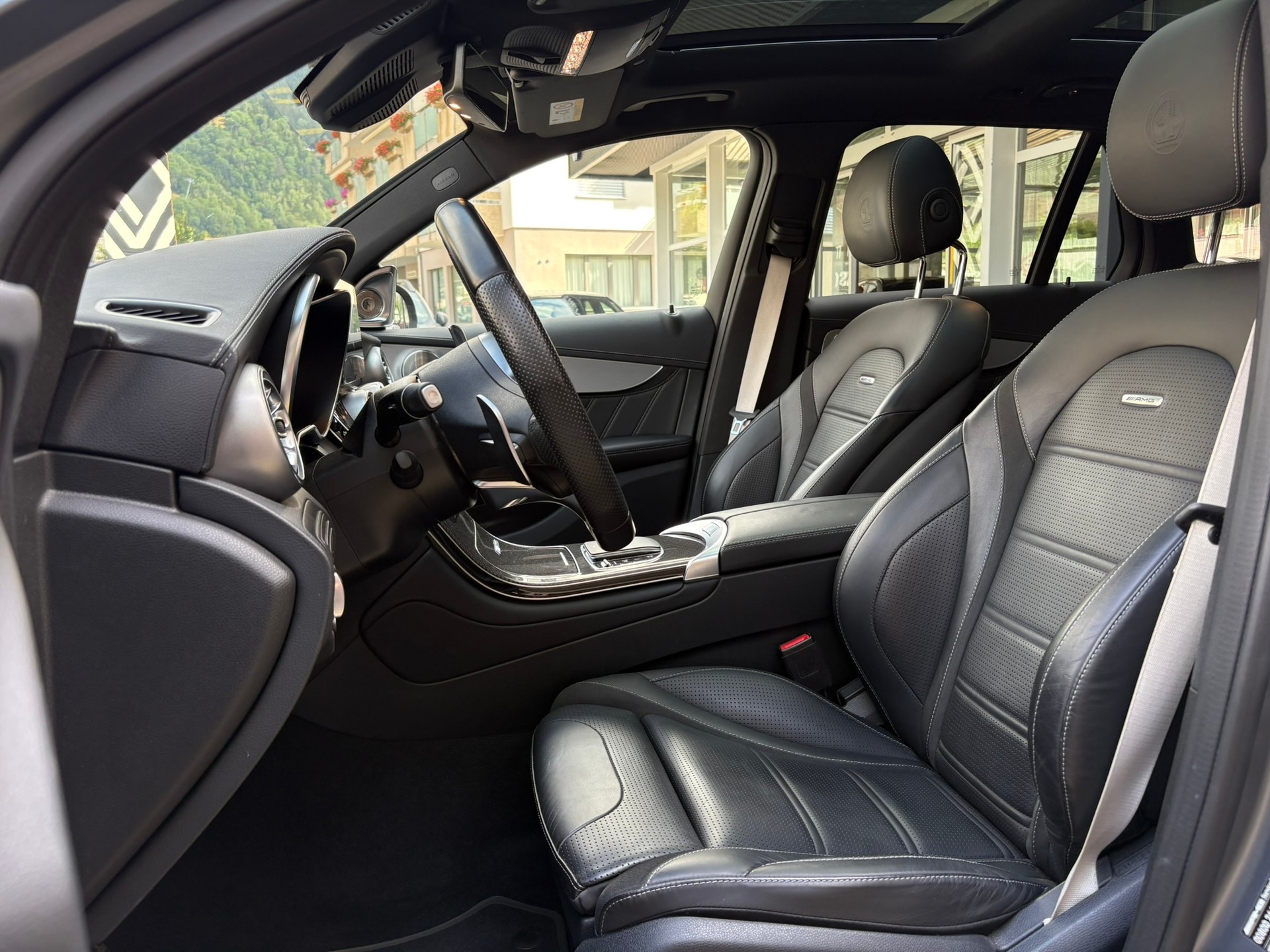 MERCEDES-BENZ GLC 63 S AMG 4Matic-image-8