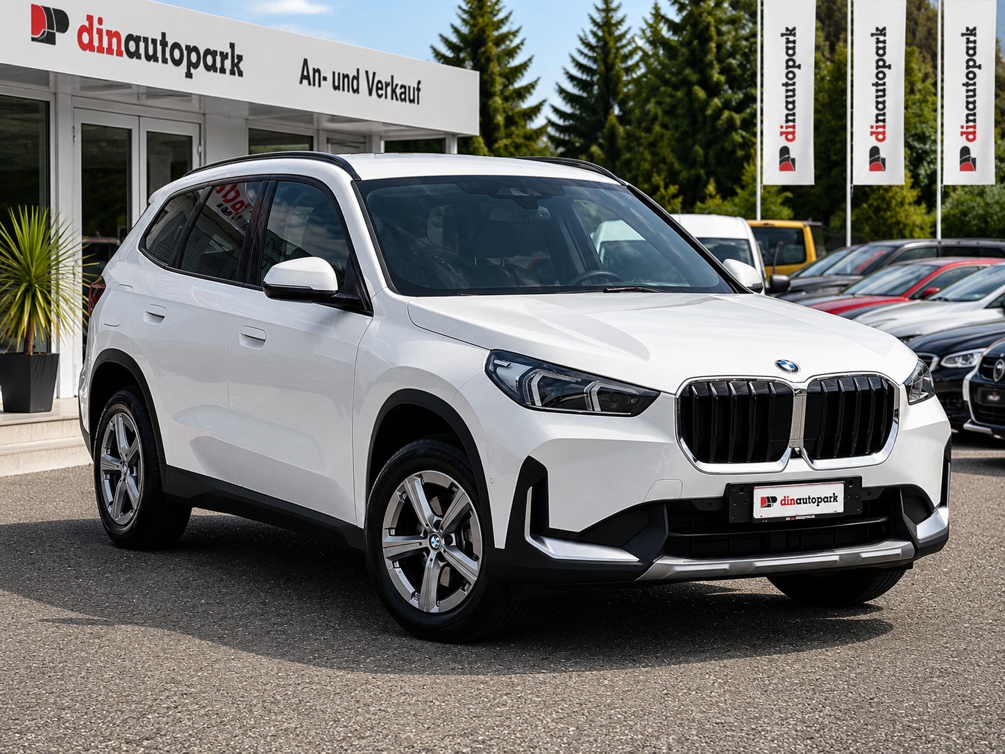 BMW X1 xDrive20d 48V | 2023 | 4x4 | Top Ausstattung inkl. AHK | CH-Fahrzeug | Inkl. Garantie |-showroom-element-1
