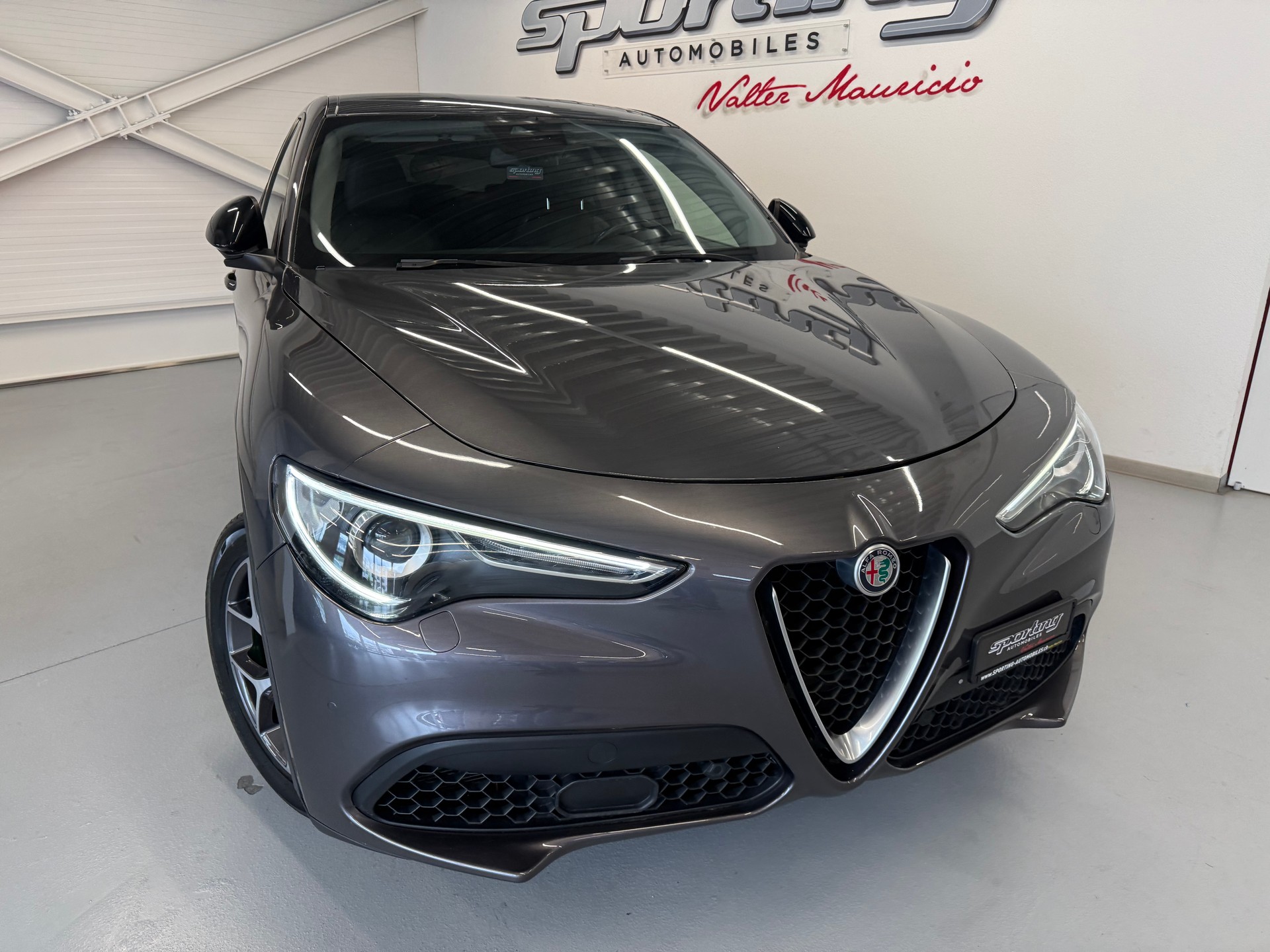 ALFA ROMEO Stelvio 2.0 Super Q4 Automatic-image-2
