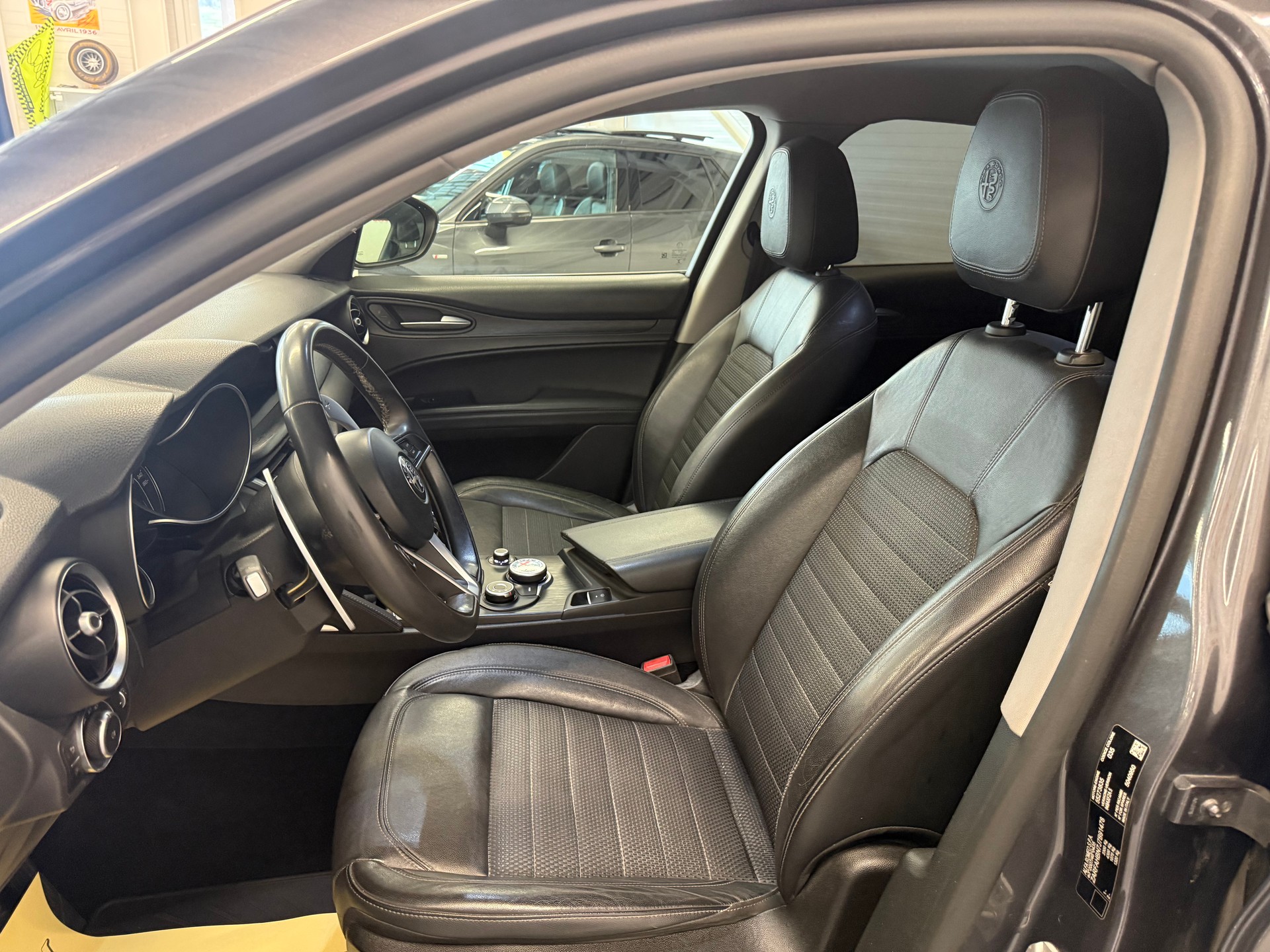 ALFA ROMEO Stelvio 2.0 Super Q4 Automatic-image-13
