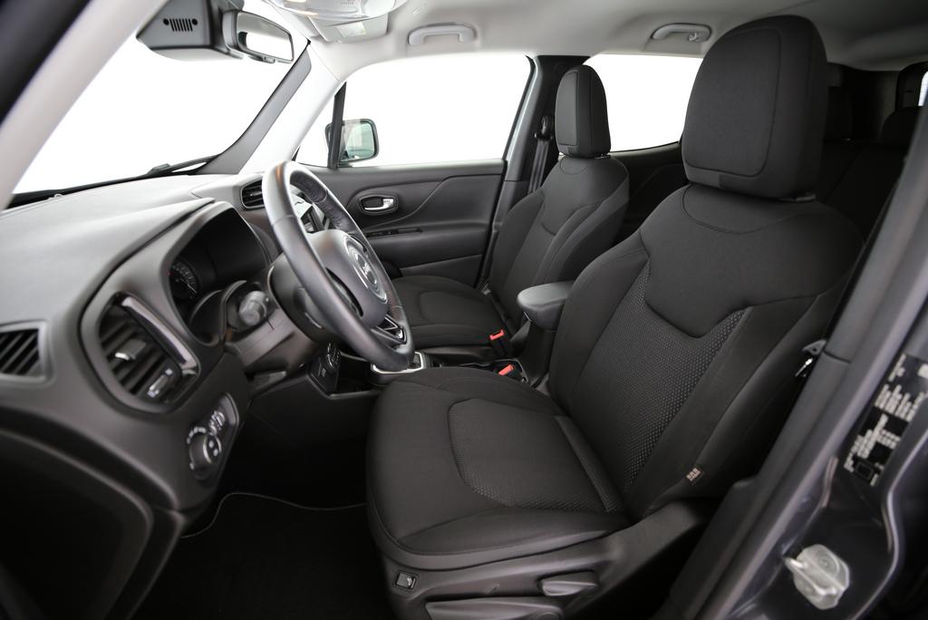 JEEP Renegade 1.3 Night Eagle 4xe-image-3