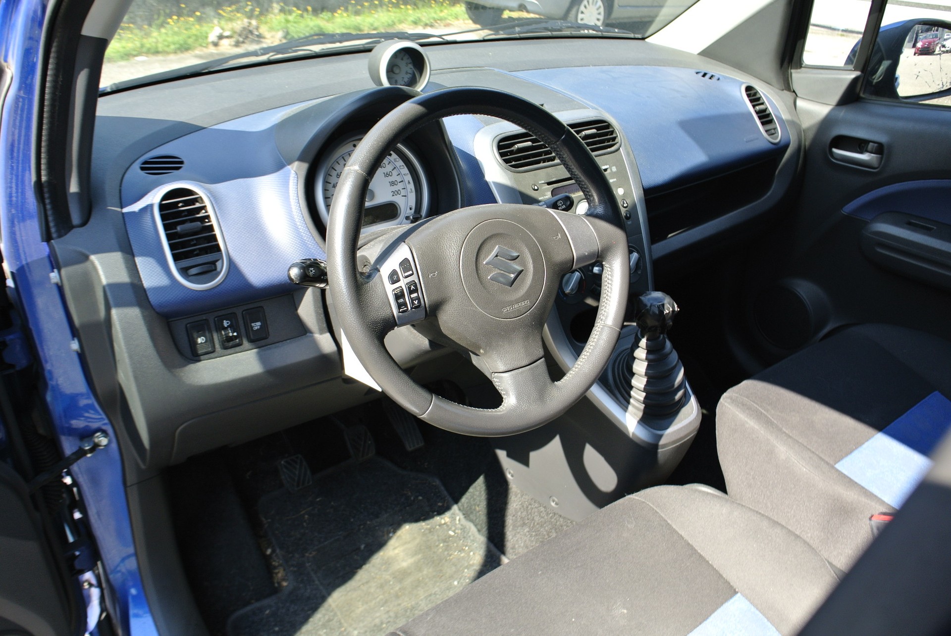 SUZUKI Splash 1.2i 16V GL-image-9