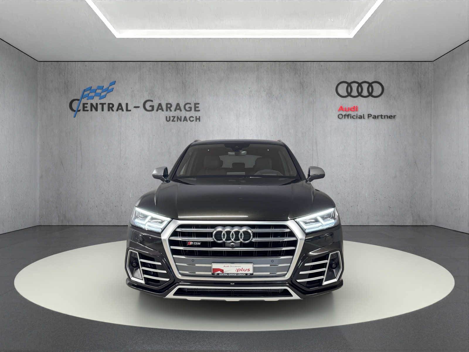 AUDI SQ5 TDI quattro tiptronic-image-1