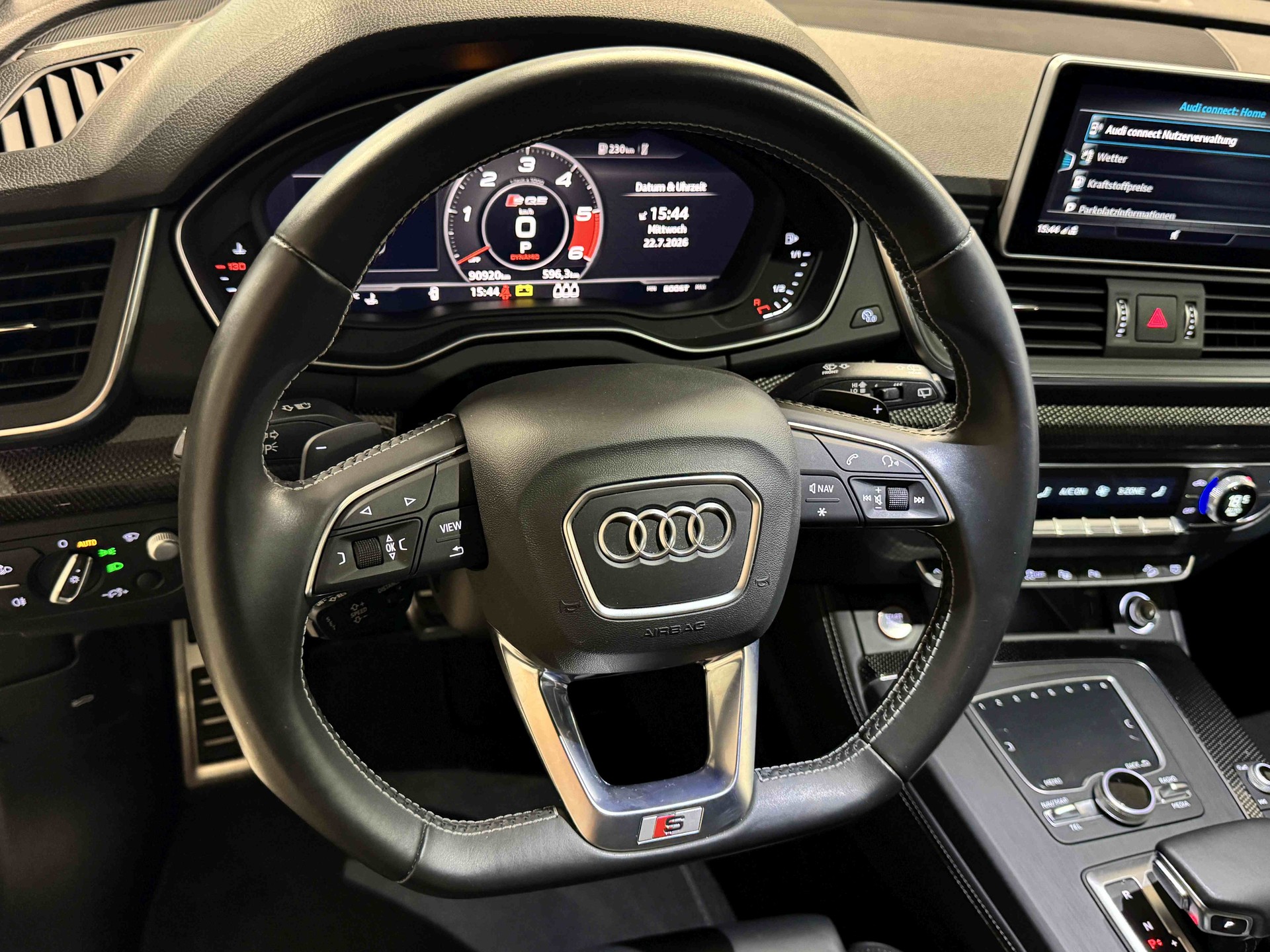 AUDI SQ5 TDI quattro tiptronic-image-8