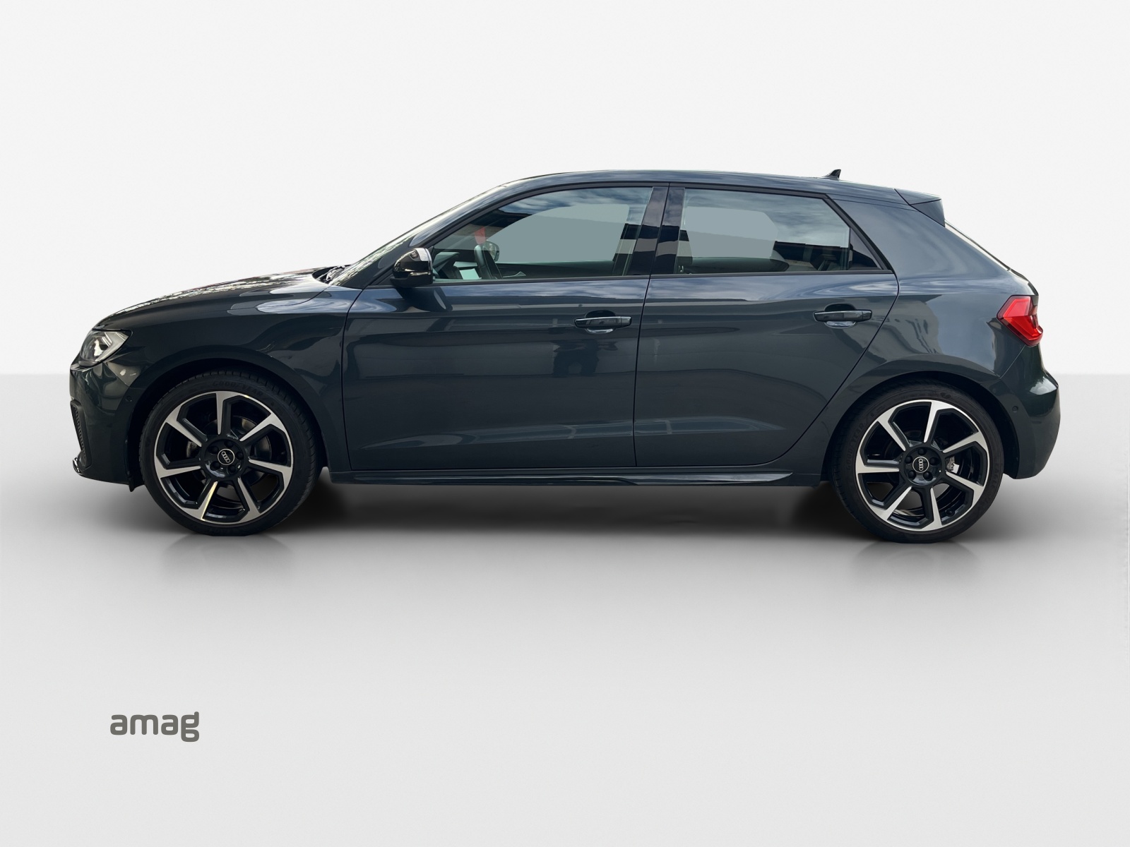 AUDI A1 Sportback 30 TFSI Attraction S-tronic-image-1
