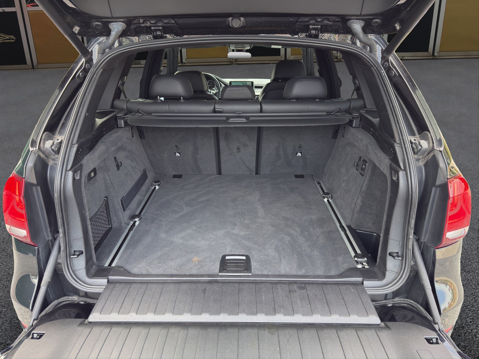 BMW X5 xDrive 40d M Paket Steptronic-image-13